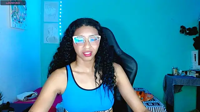 sensitive_brunette webcam