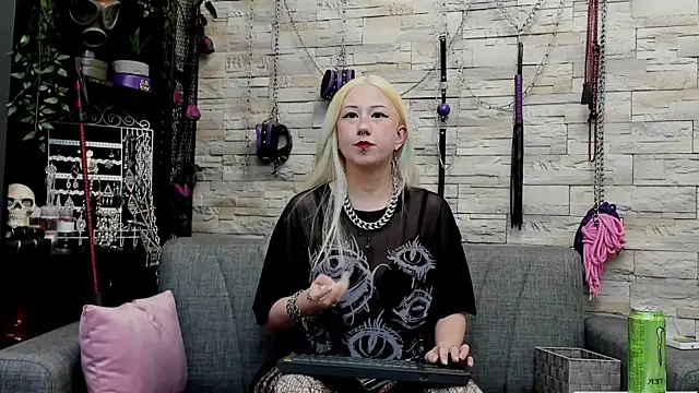 CruelMistress webcam