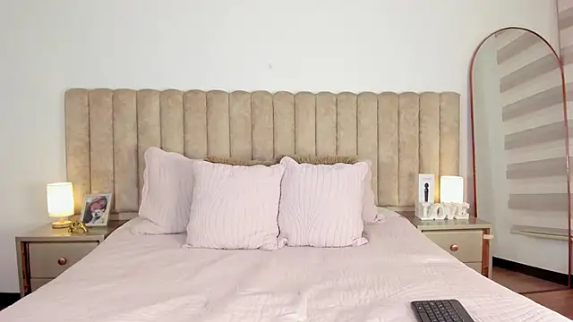 Sophie_Restrepo webcam