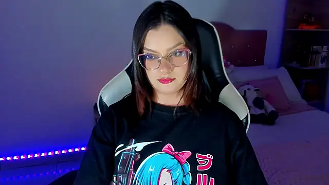 OphelianaRose33 webcam