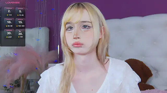 cutetomie's live cam