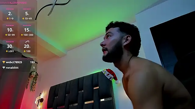 noah_corvelle webcam