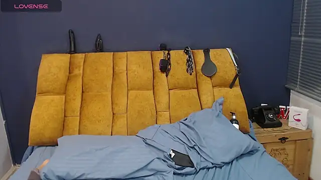 KendraaSimons webcam