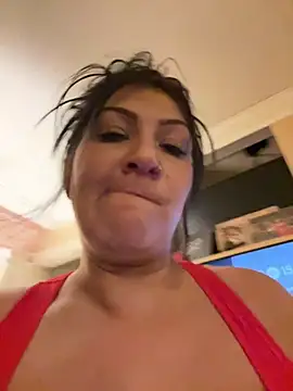 LittleMissEeve webcam