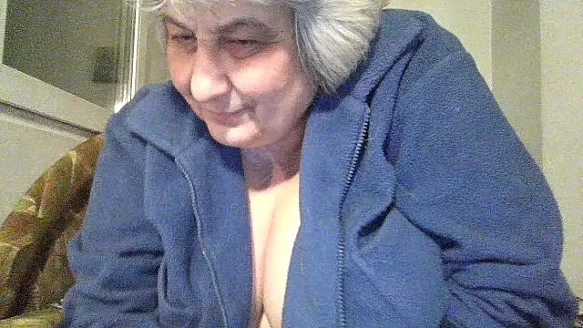 ExquisiteMature - Live Cam