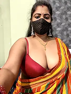 Webcam Model (Poly_bhabi)  is live.Free join now!