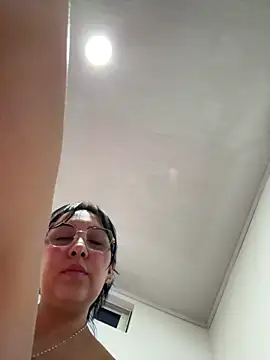 You-kitty2025 live sex cam