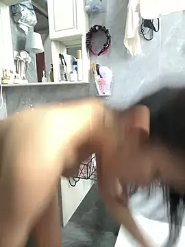 美女littlesluttycat在线直播