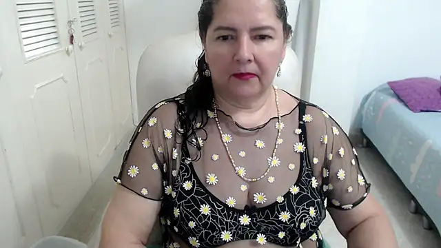 leonela_69 webcam
