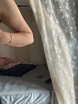 美女littlesluttycat在线直播