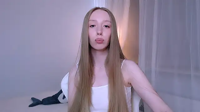 Luna_insniity webcam