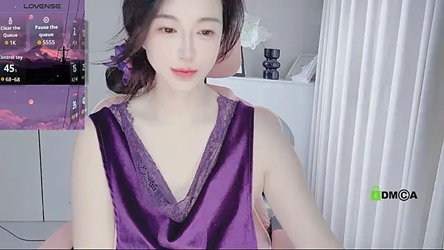 美女YunShan-33在线直播