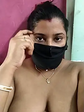 pinkisaha75 Live Webcam on Stripchat