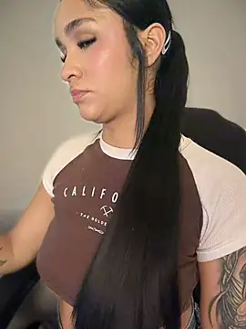 Isabella-Teen webcam