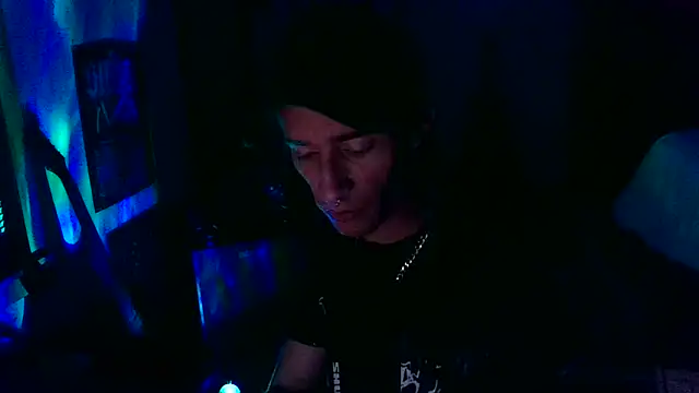 LEVIATHANX666 webcam