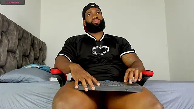 james_musclebbc webcam