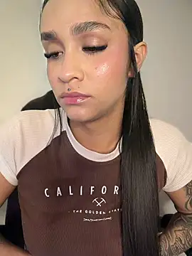 Isabella-Teen webcam