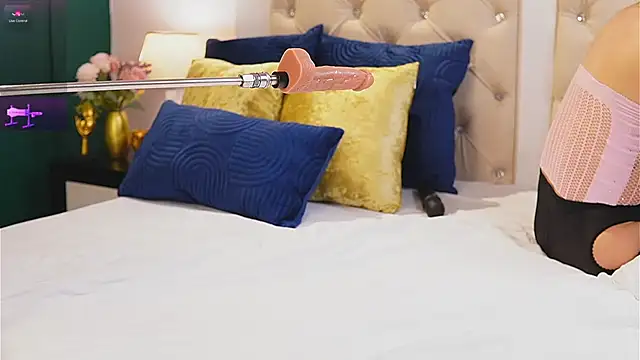 caroline_adams_ webcam