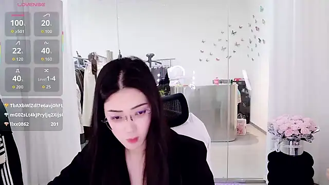 yangyang-777's live cam