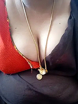 Webcam Model (Geetha227)  is live.Free join now!