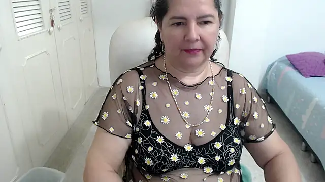 leonela_69 webcam