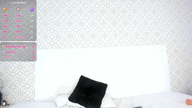 MarcelaCortes webcam