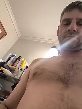 SitOnMyFace8426 webcam