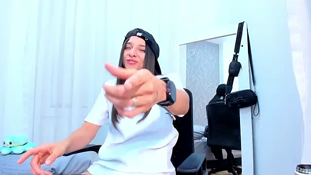 ViictoriiaSaenz webcam