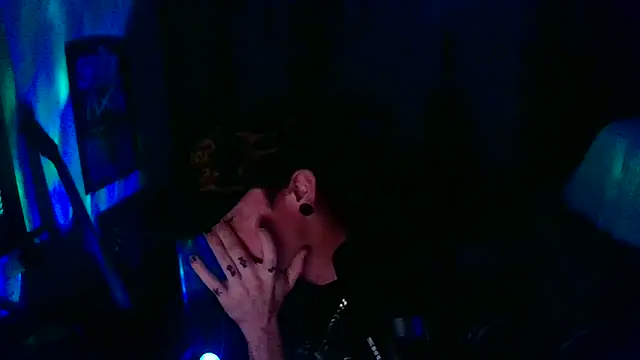 leviathanx666 (Ask my age) - ~ \m/ SHOWER WITH ME \m/ ~