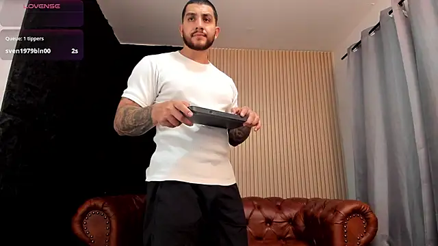 kylenorth_ (M young) - naked body tour