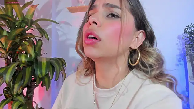 crisbell_lopez webcam