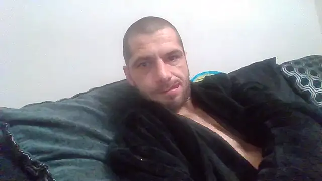 Kinkycouple142 webcam