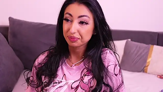 AllyDevine - Live Cam