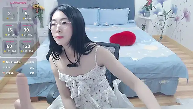 mila-baby-99 - Live Cam