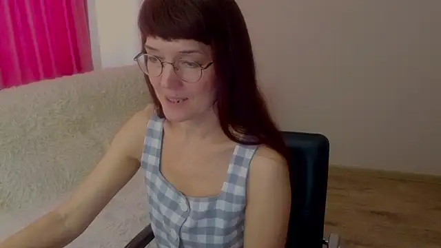 Fritha Stripchat cam model