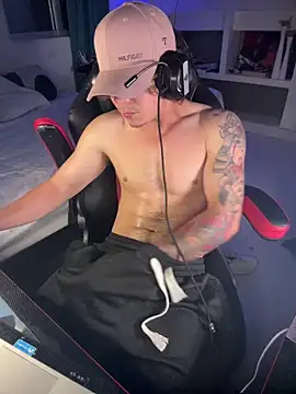 AngelLatinBoy webcam