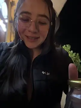 vaneelee Live Webcam on Stripchat