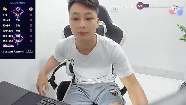 Naughty___asian webcam