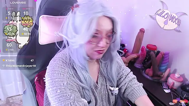 LiloMoon69 webcam