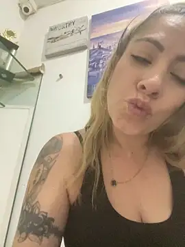 viktoria_davis_ webcam