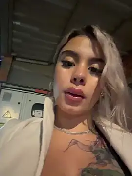 YouCandiSumisa webcam