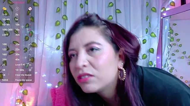 AlannaSmiless webcam