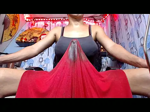 30cmUncutSelfsucker webcam