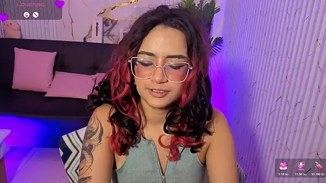 kristen_tay webcam