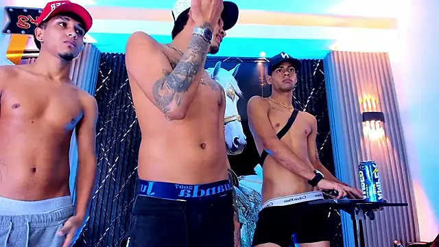 the_knights_of_the_night_ webcam