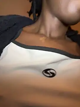 choclatepeaach webcam