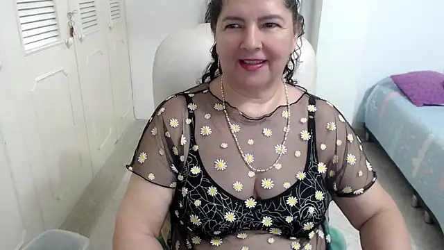 leonela_69 webcam