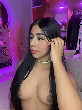 Rossie_Blooms webcam