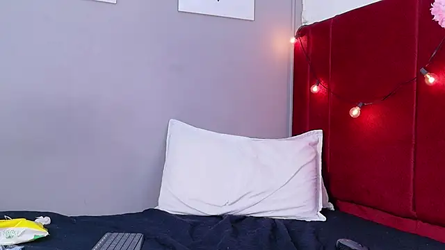 EbonyCoWorker webcam