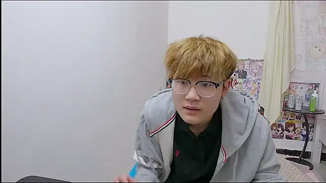 KK-cuteboy webcam